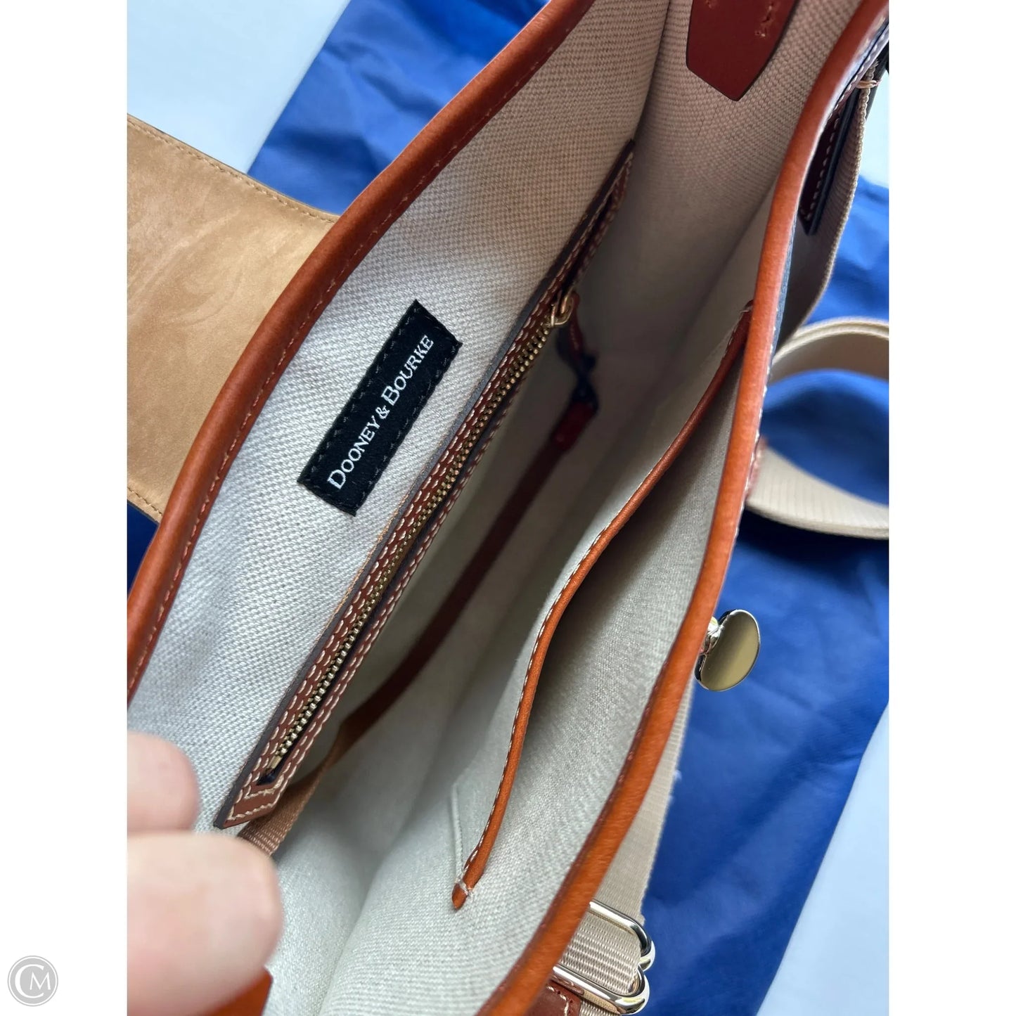 Handbag Designer By Dooney And Bourke, Size: Medium