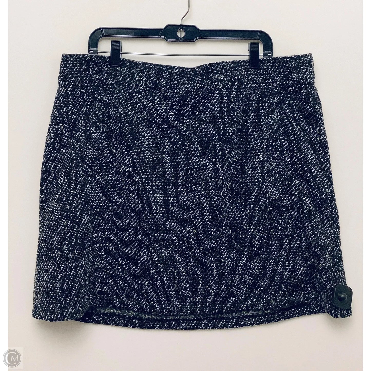 Skirt Mini & Short By Loft In Black & White, Size: Xl
