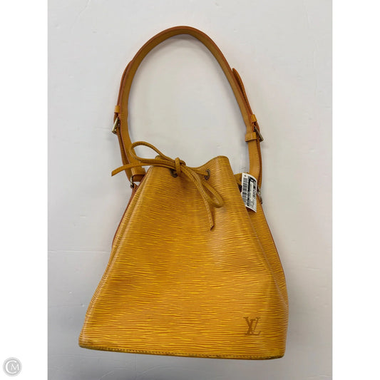 Handbag Luxury Designer By Louis Vuitton, Size: Medium