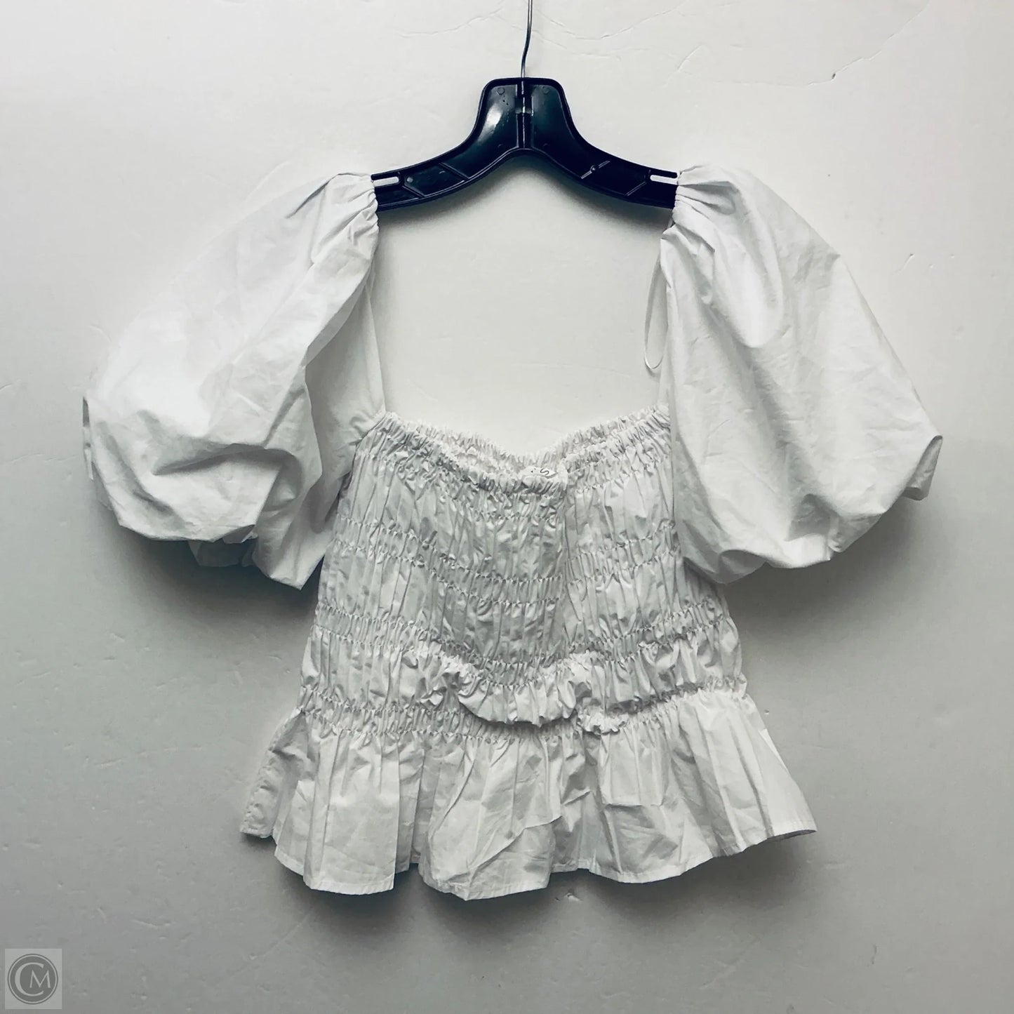 Top Short Sleeve By Astr In White, Size: S