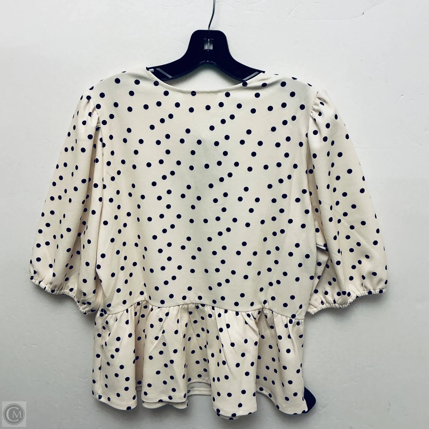 Top Short Sleeve By Melloday In Polkadot Pattern, Size: L