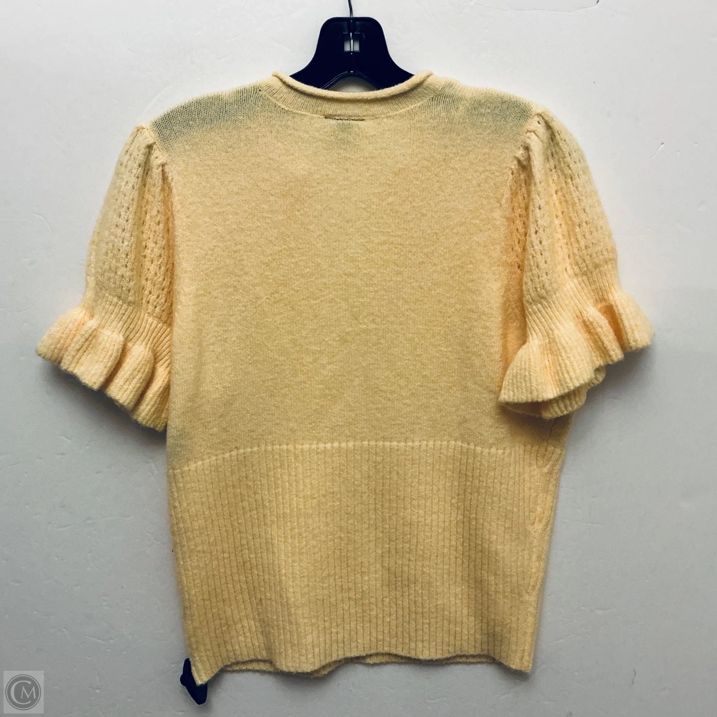 Top Short Sleeve By Torrid In Yellow, Size: M