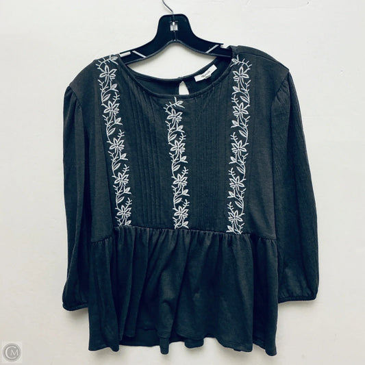 Top Long Sleeve By Maurices In Grey, Size: M