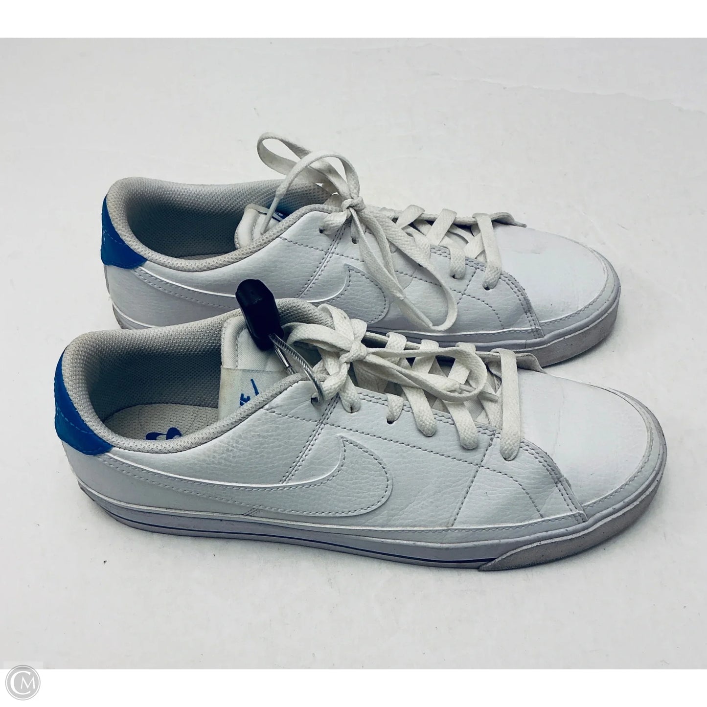 Shoes Sneakers By Nike In White, Size: 8.5