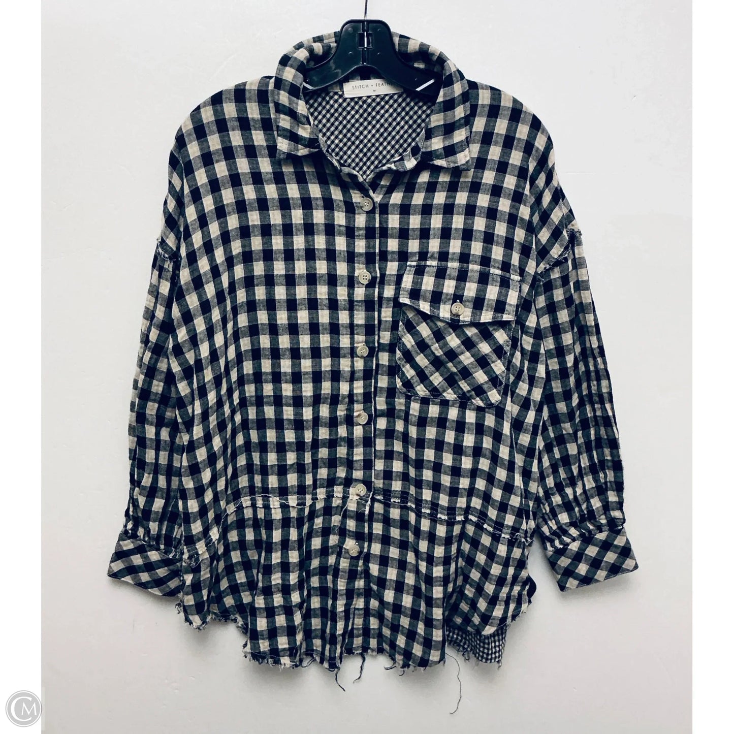 Top Long Sleeve By Clothes Mentor In Checkered Pattern, Size: M