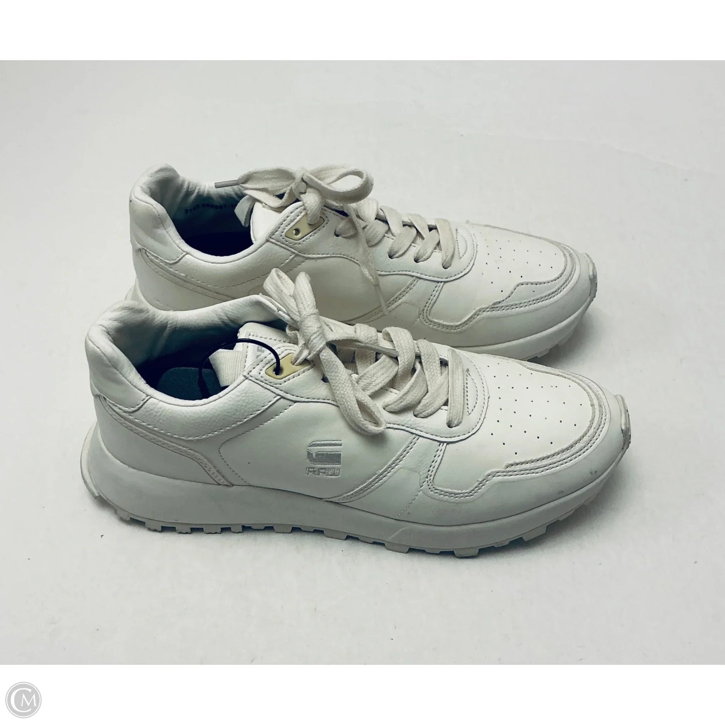 Shoes Sneakers By Clothes Mentor In White, Size: 10