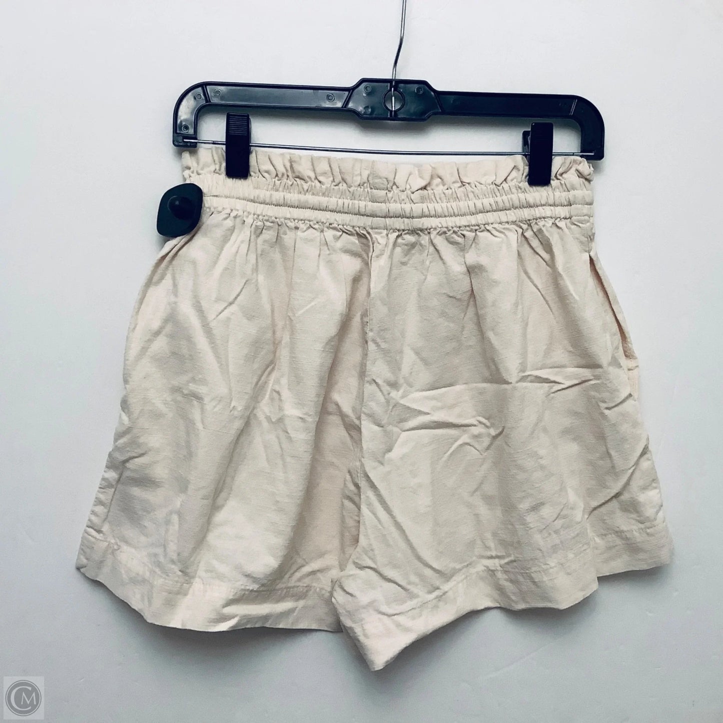Shorts By Clothes Mentor In Beige, Size: L