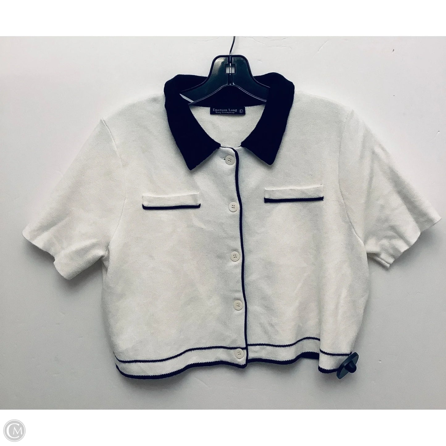 Top Short Sleeve By Clothes Mentor In White, Size: L