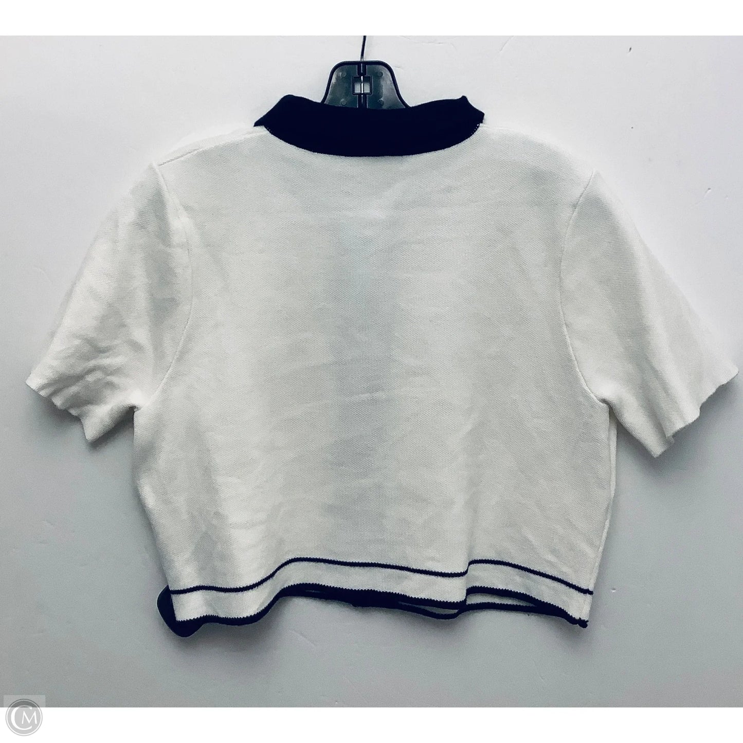 Top Short Sleeve By Clothes Mentor In White, Size: L