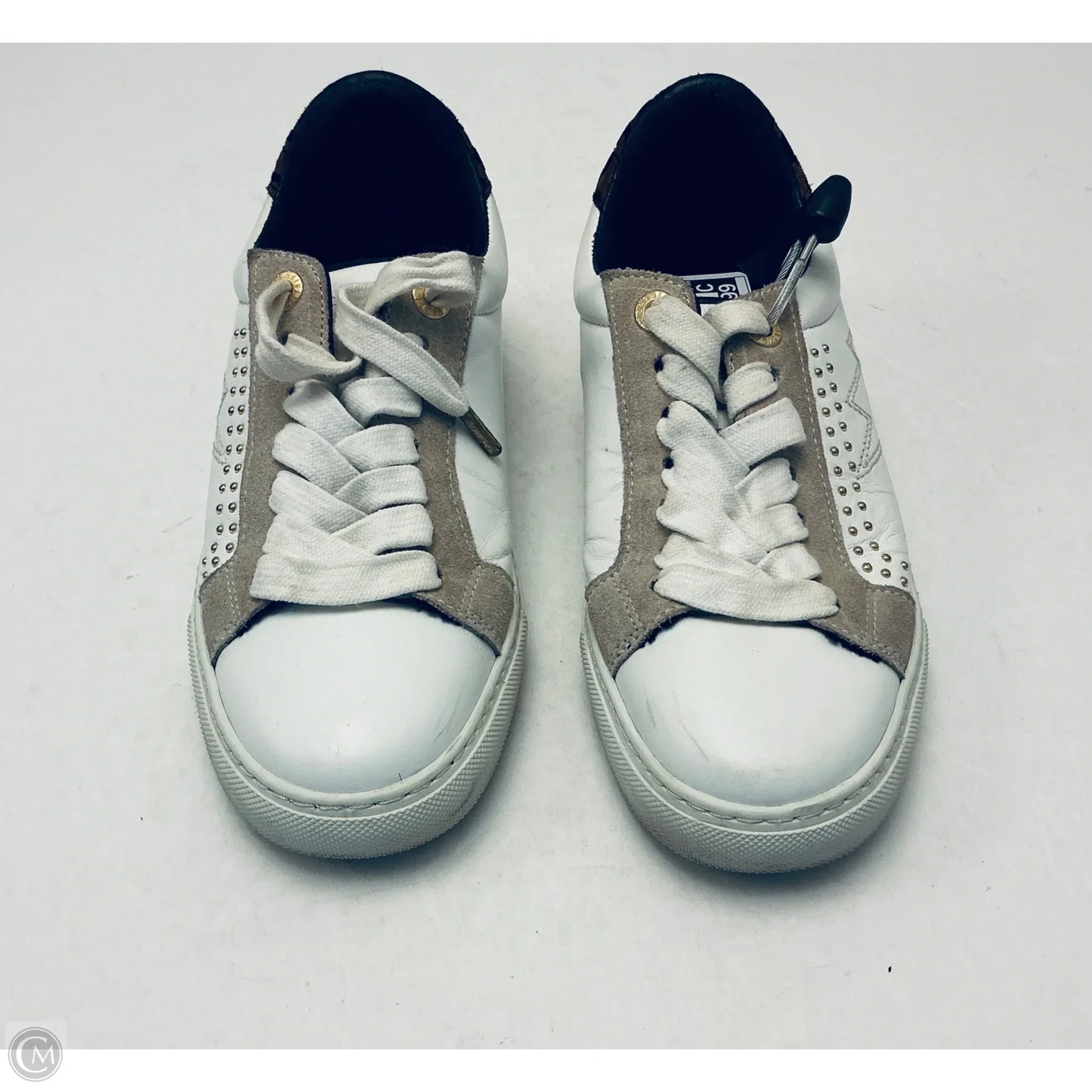 Shoes Sneakers By Cmb In White, Size: 6