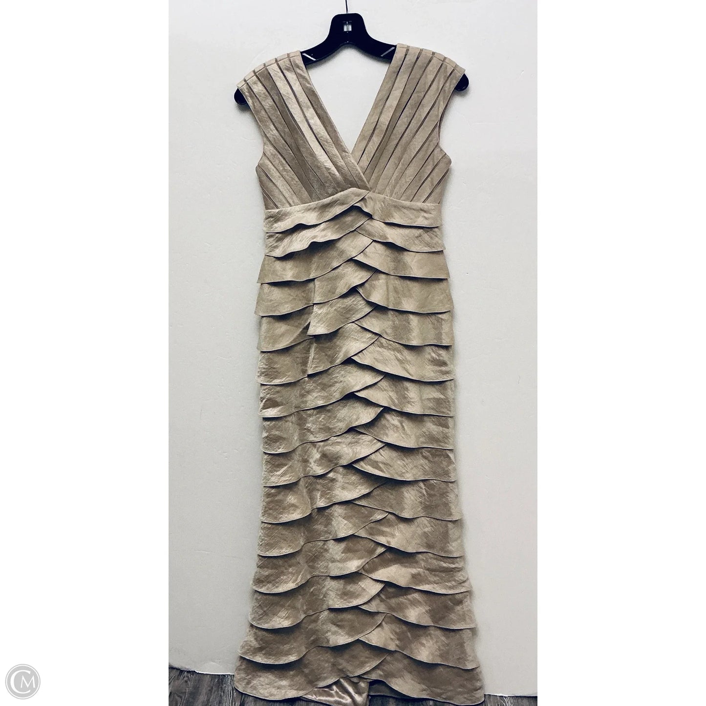 Dress Party Long By Adrianna Papell In Gold, Size: 2p