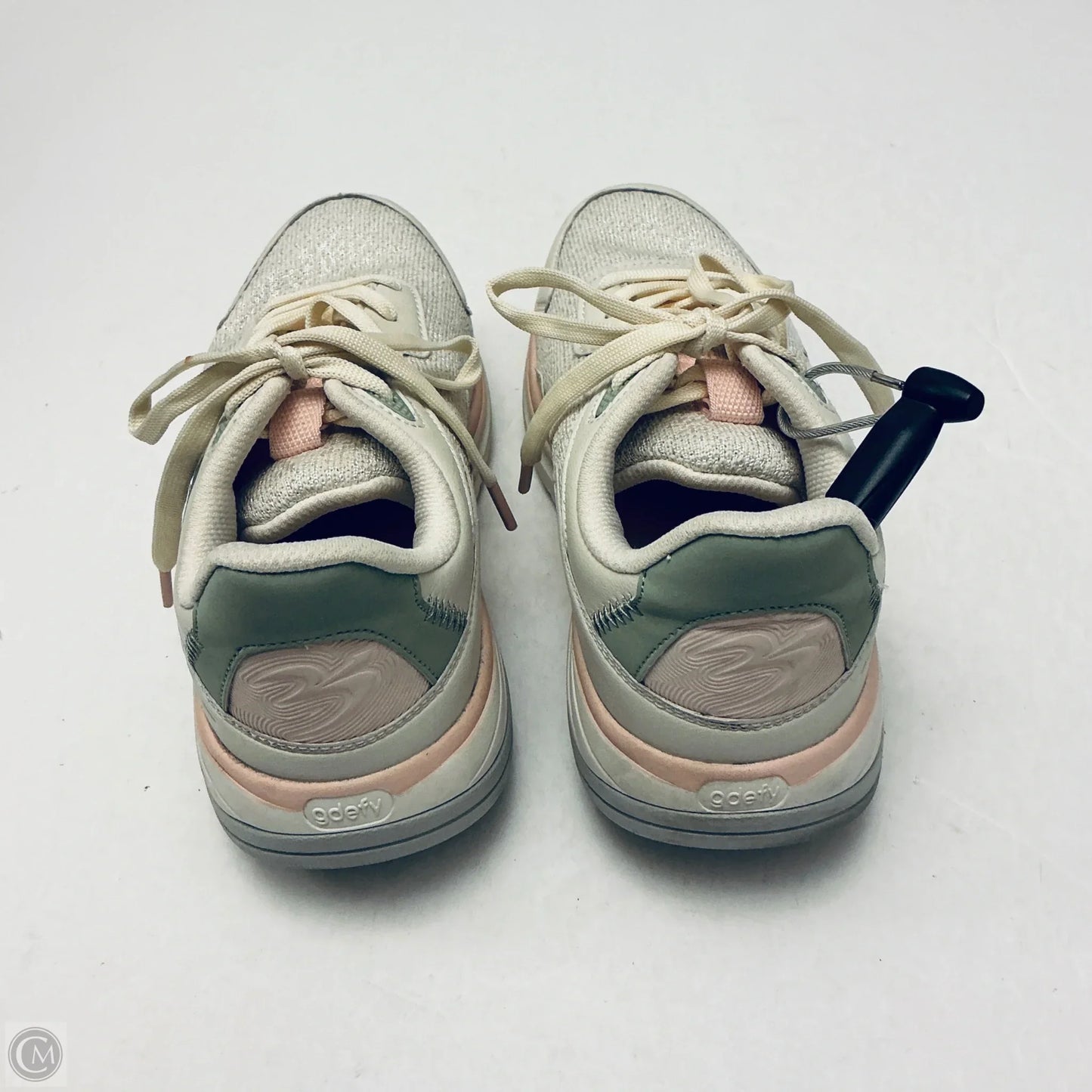 Shoes Athletic By Clothes Mentor In Cream, Size: 6.5