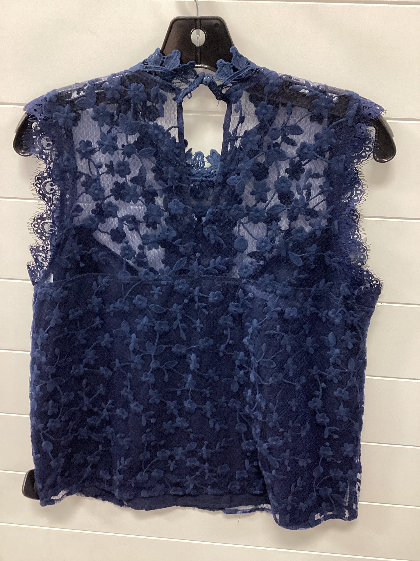 Top Sleeveless By Bb Dakota In Navy, Size:M