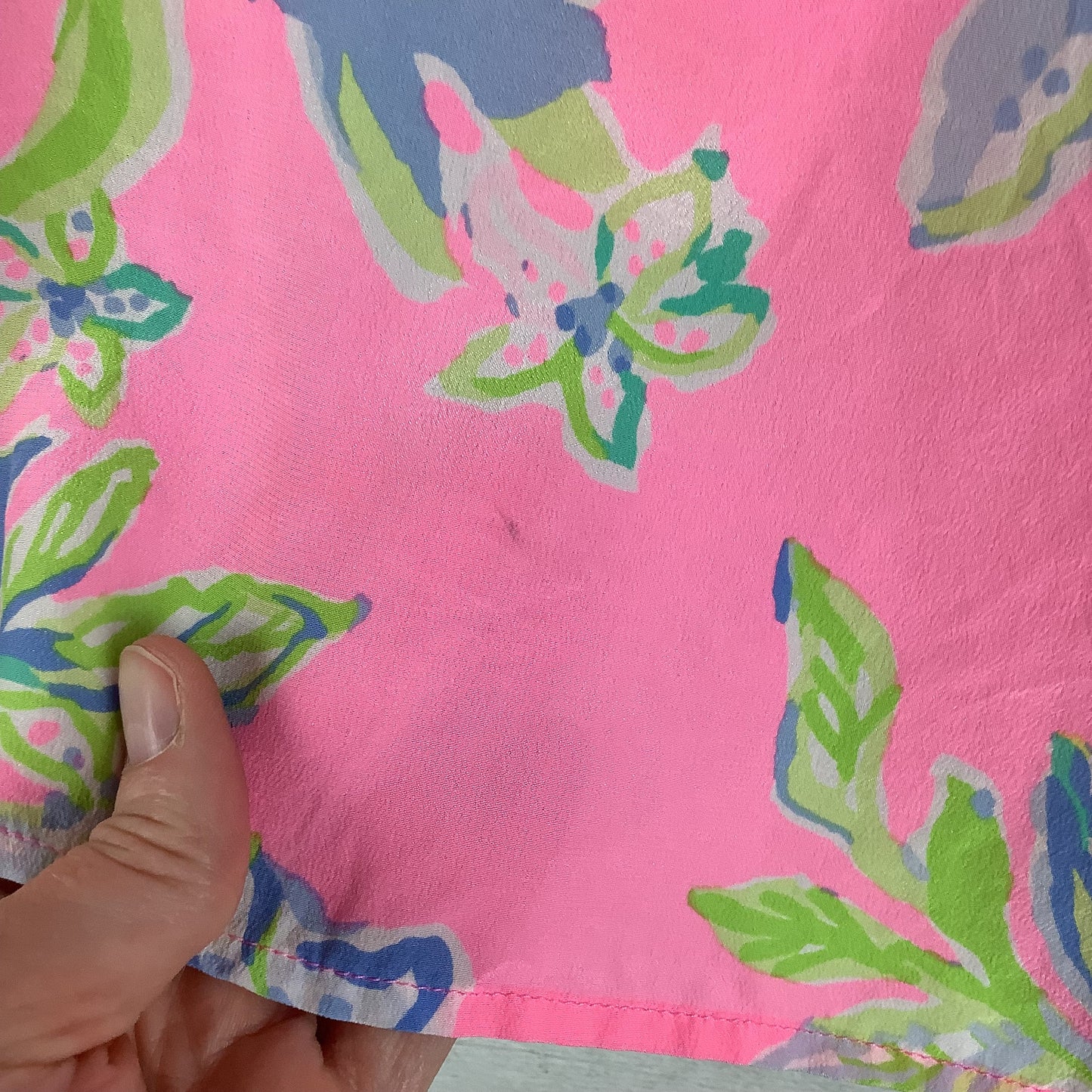 Top Long Sleeve Designer By Lilly Pulitzer In Pink & Purple, Size: Xs