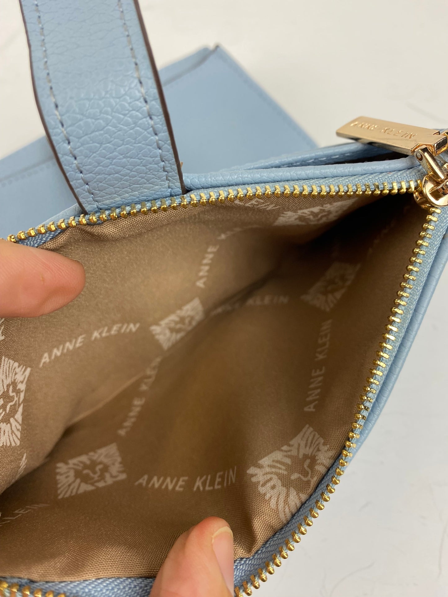 Wallet By Anne Klein, Size: Medium