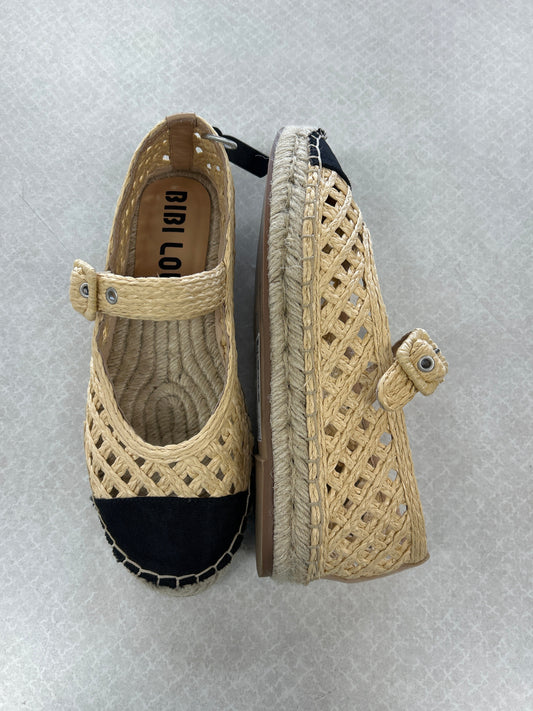 Shoes Flats By Clothes Mentor In Tan, Size:6.5/37
