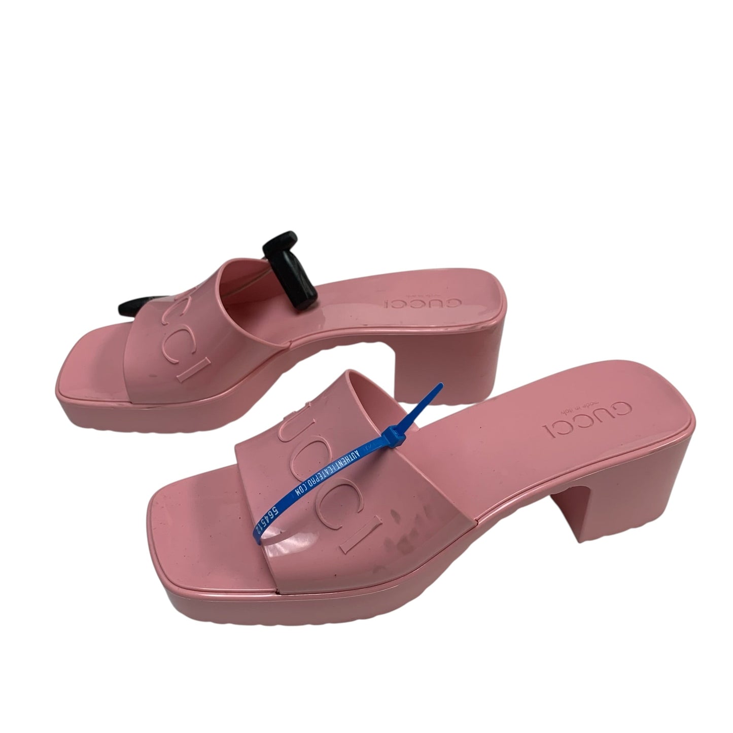 Sandals Luxury Designer By Gucci In Pink, Size: 8