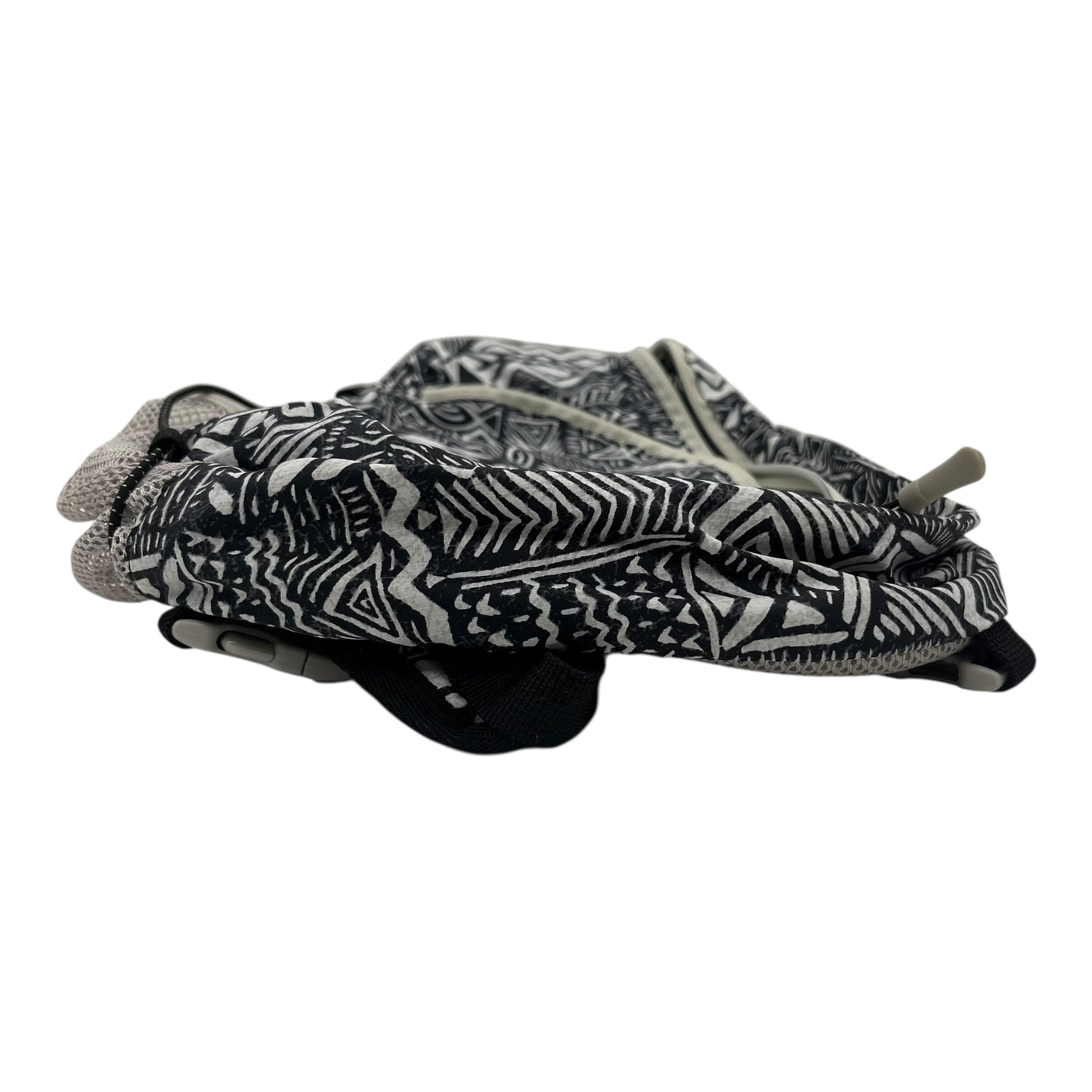 Backpack By Clothes Mentor In Black & Cream, Size:Medium