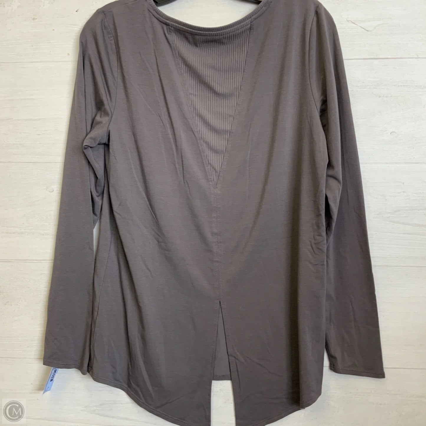Athletic Top Long Sleeve Crewneck By Athleta In Grey, Size: M