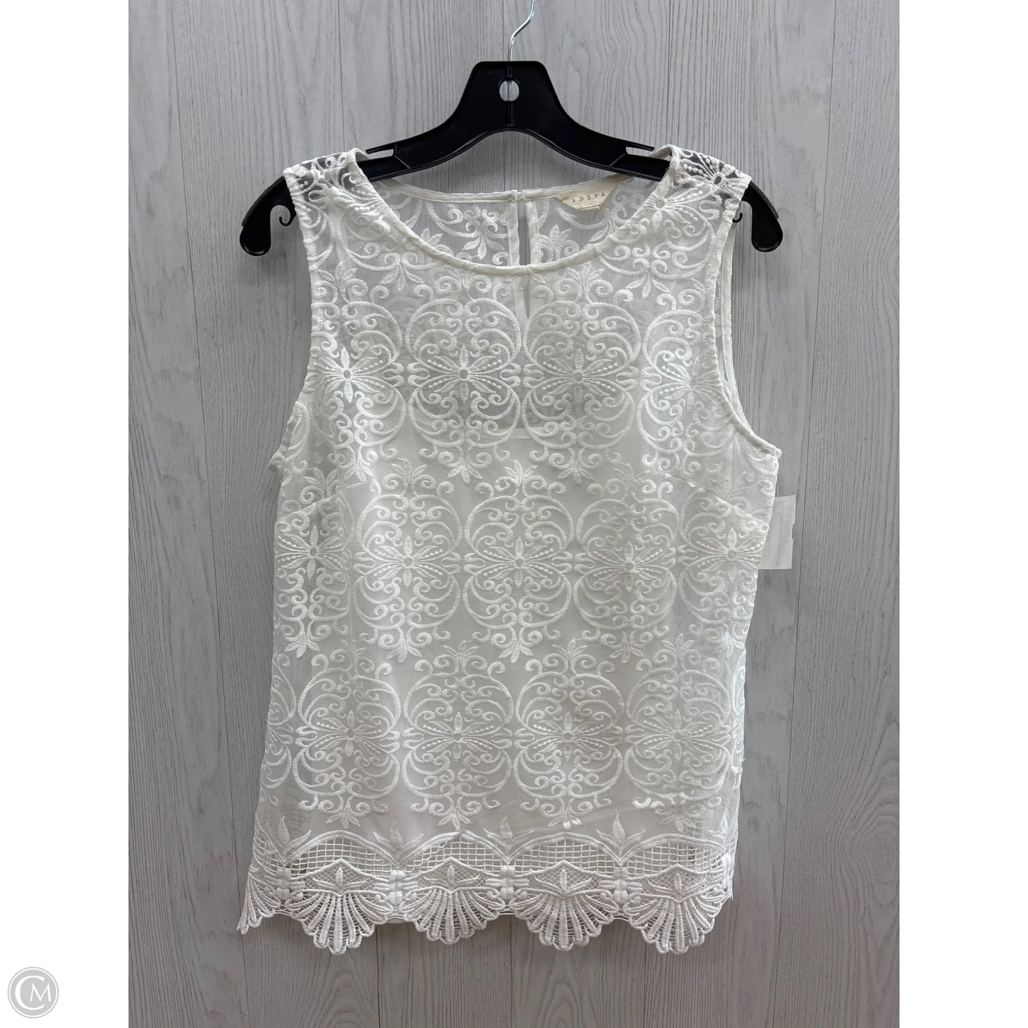 Top Sleeveless By Adiva In White, Size: M