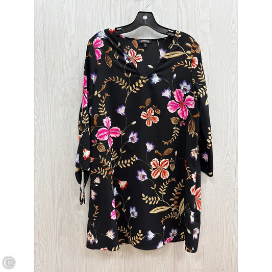 Dress Casual Short By Express In Floral Print, Size: M