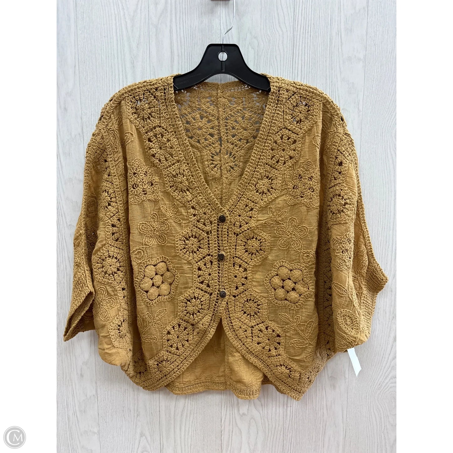 Top Short Sleeve By Shein In Tan, Size: Osfm