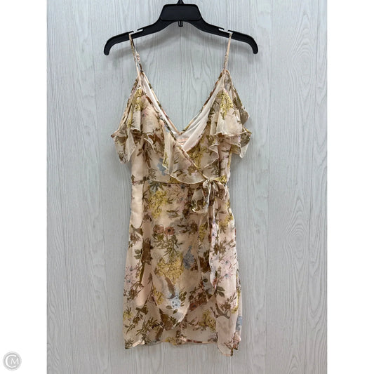 Dress Casual Short By Clothes Mentor In Floral Print, Size: Xs