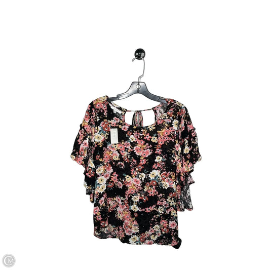 Top Short Sleeve By Maurices In Floral Print, Size: M