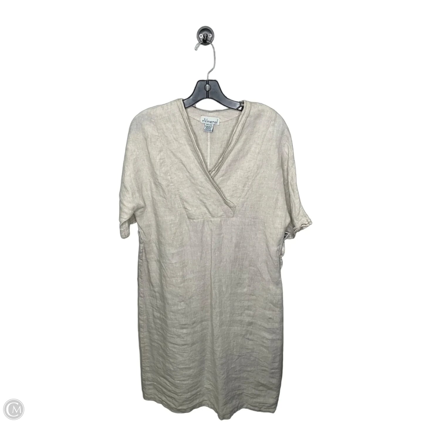 Dress Casual Short By Clothes Mentor In Cream, Size: M