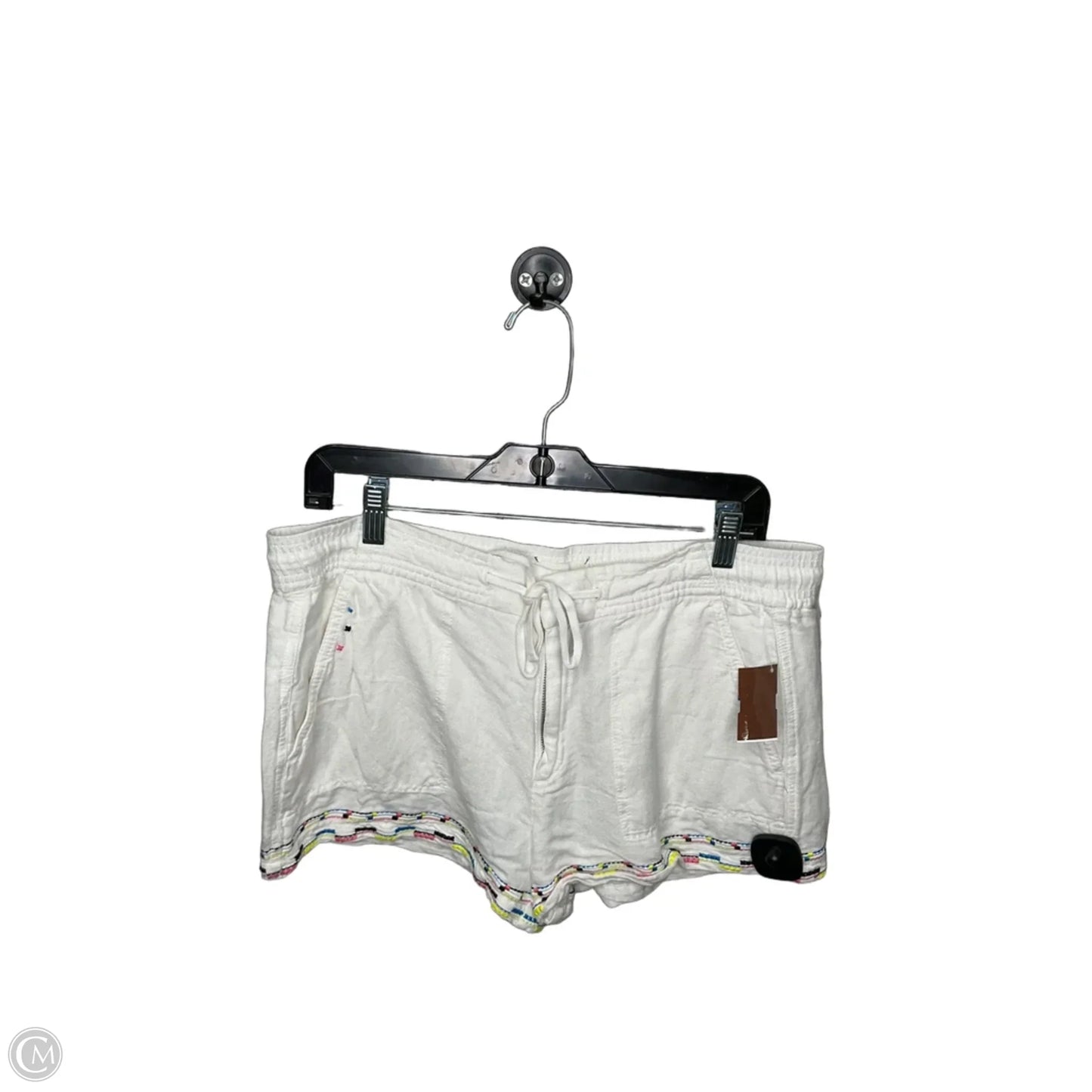 Shorts By Lou And Grey In White, Size: M
