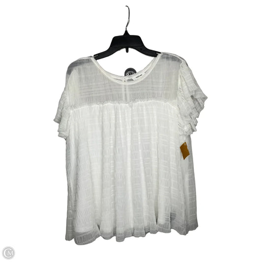 Top Short Sleeve By Clothes Mentor In White, Size: 1x