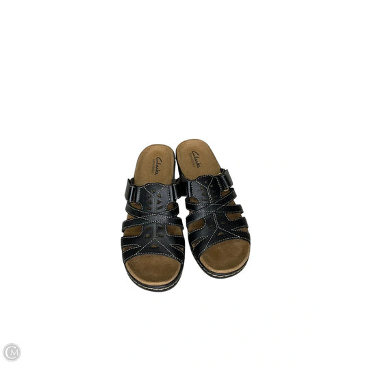 Sandals Flats By Clarks In Black, Size: 8