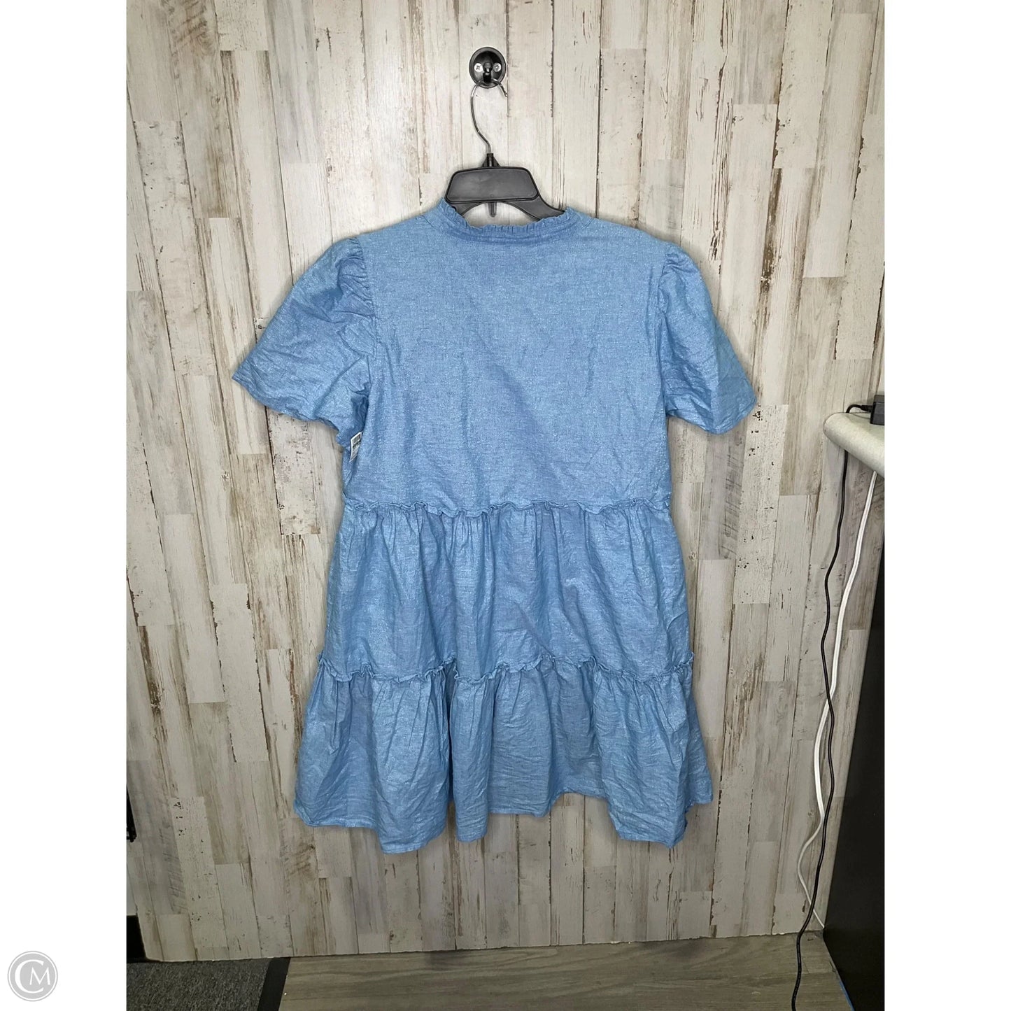 Dress Casual Short By Crown And Ivy In Blue, Size: L