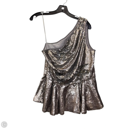 Top Sleeveless By Eliza J In Silver, Size: M