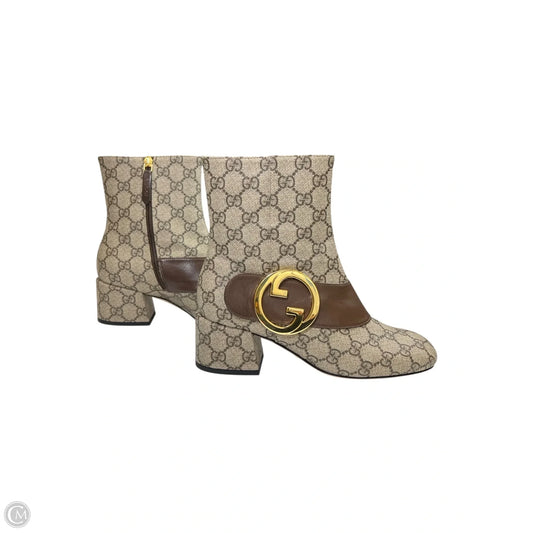 Boots Luxury Designer By Gucci In Brown, Size: 9