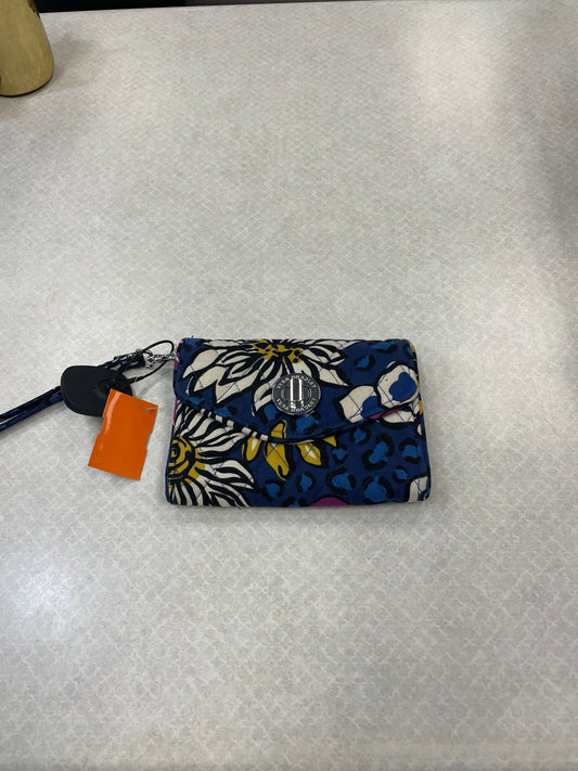Wallet By Vera Bradley  Size: Medium