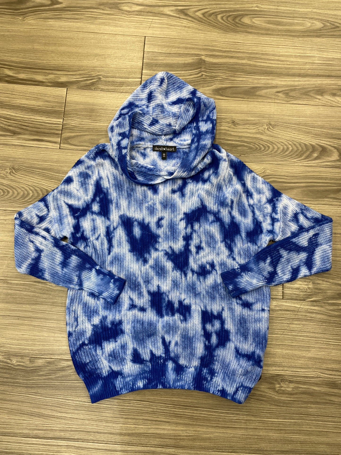 Sweater By Derek Heart  Size: M