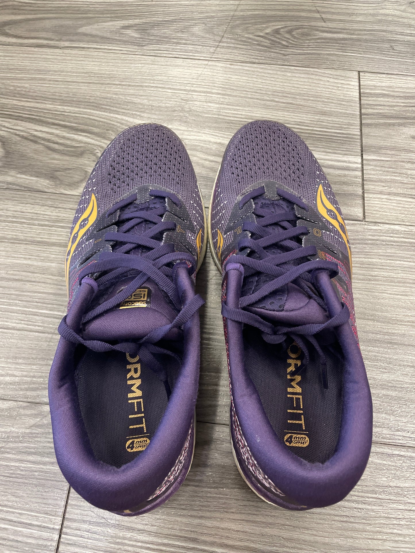 Purple Shoes Athletic Saucony, Size 10