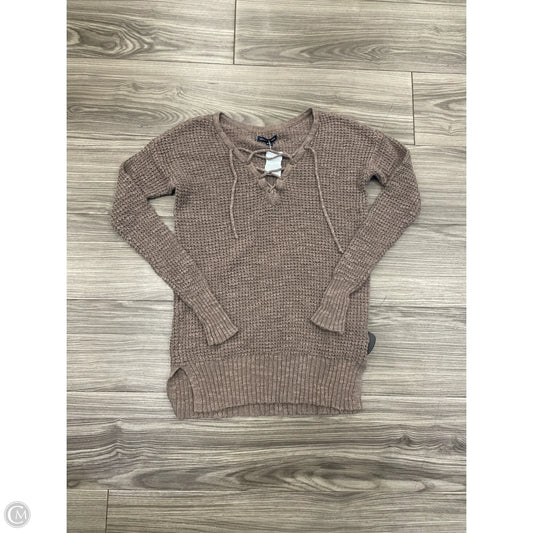 Sweatshirt Collar By American Eagle In Brown, Size: Xs
