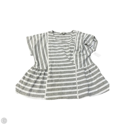 Top Short Sleeve By Davi & Dani In Grey & White, Size: S