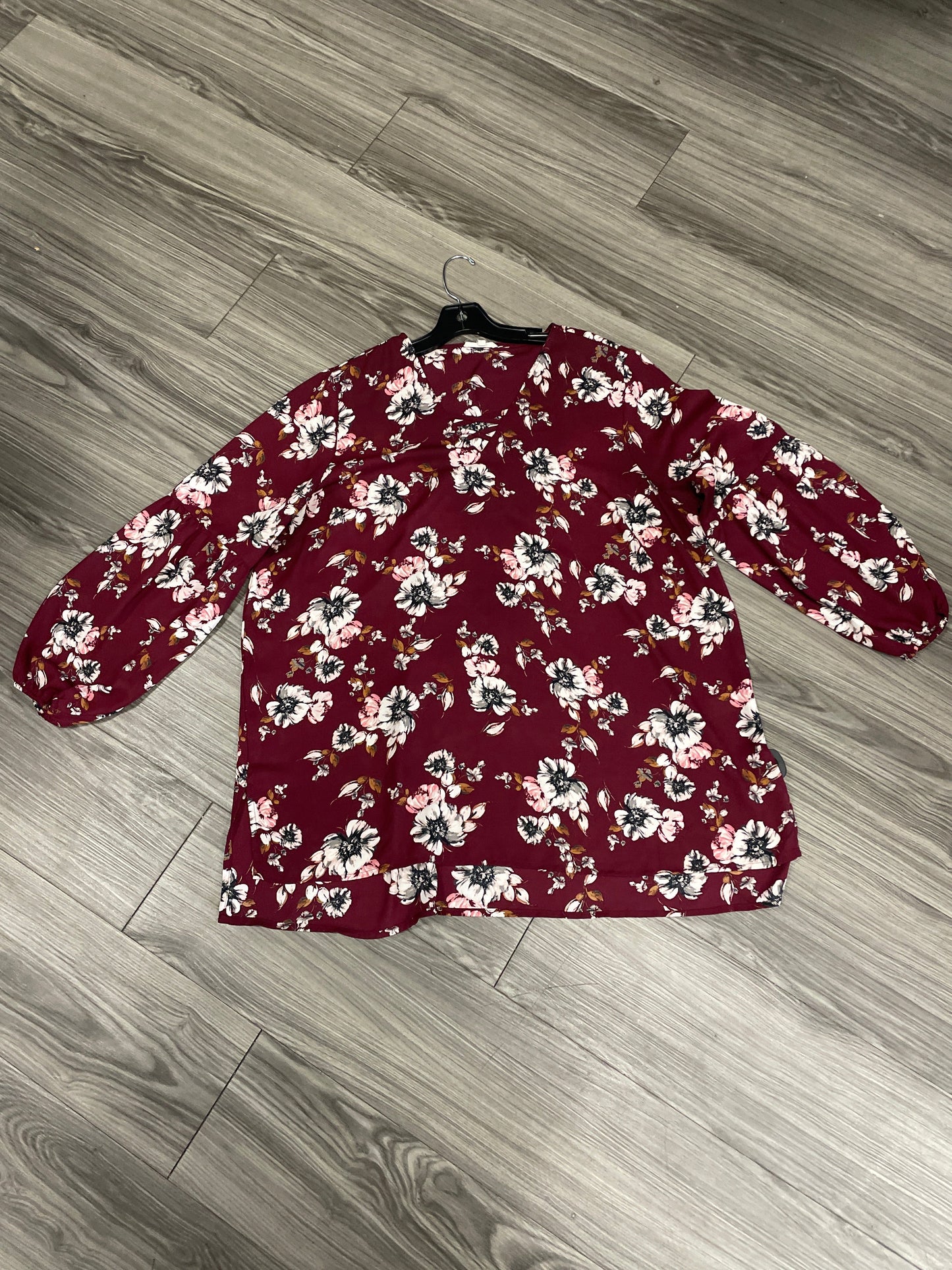 Top Long Sleeve By Maurices  Size: 1x
