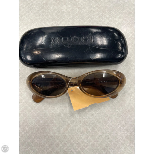 Sunglasses Luxury Designer By Gucci, Size: Small