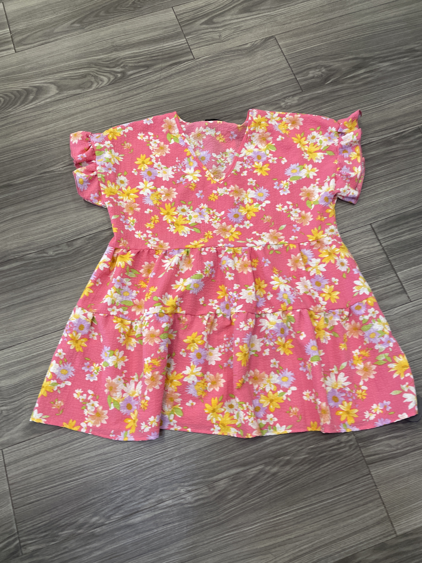 Top Short Sleeve By Heimish Usa  Size: S