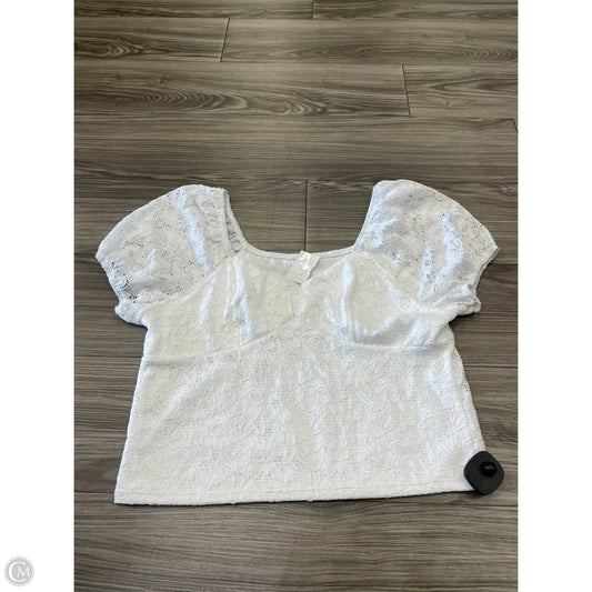 Top Short Sleeve By Clothes Mentor In White, Size: Xxl