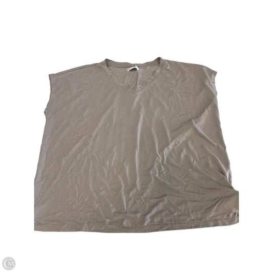 Top Short Sleeve By Maurices In Grey, Size: L