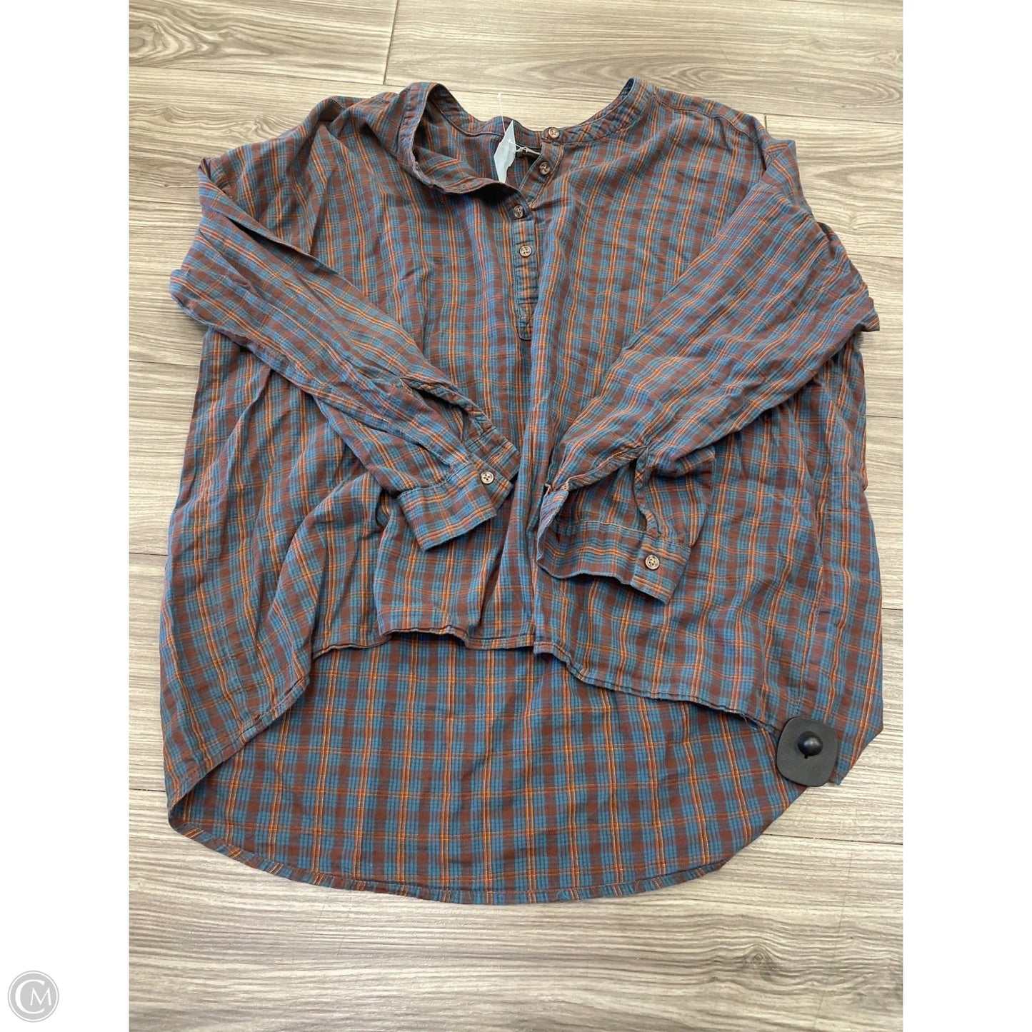 Top Long Sleeve By Falls Creek In Plaid Pattern, Size: 1x