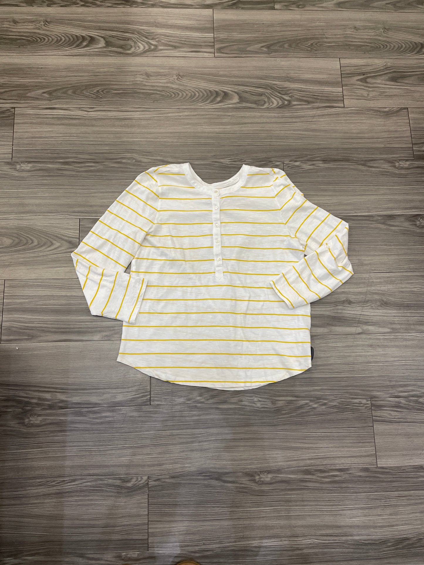 Top Long Sleeve By Style And Company In White & Yellow, Size: Xl