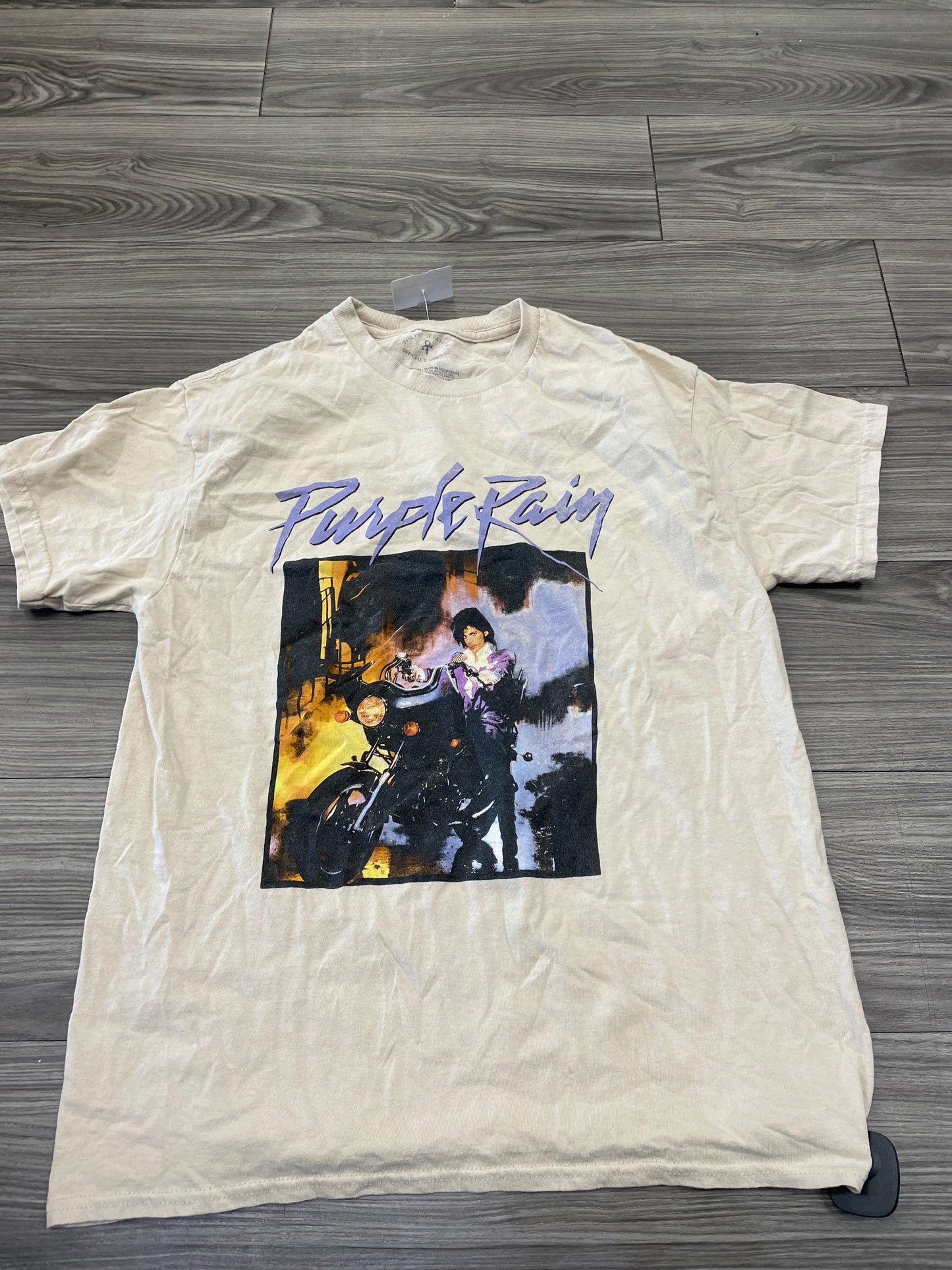 Top Short Sleeve By Clothes Mentor In Tan, Size: L