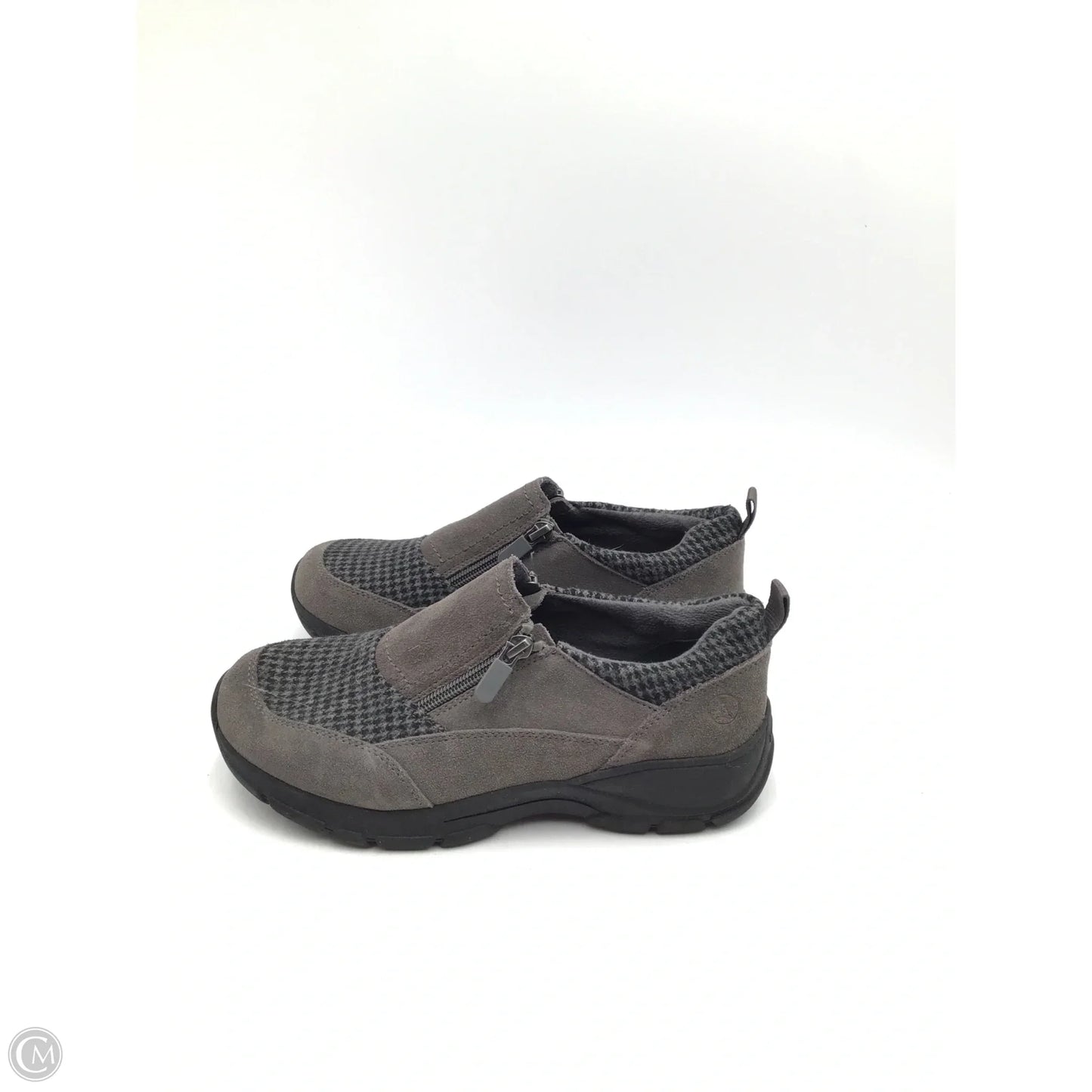 Shoes Hiking By Lands End In Grey, Size: 7.5