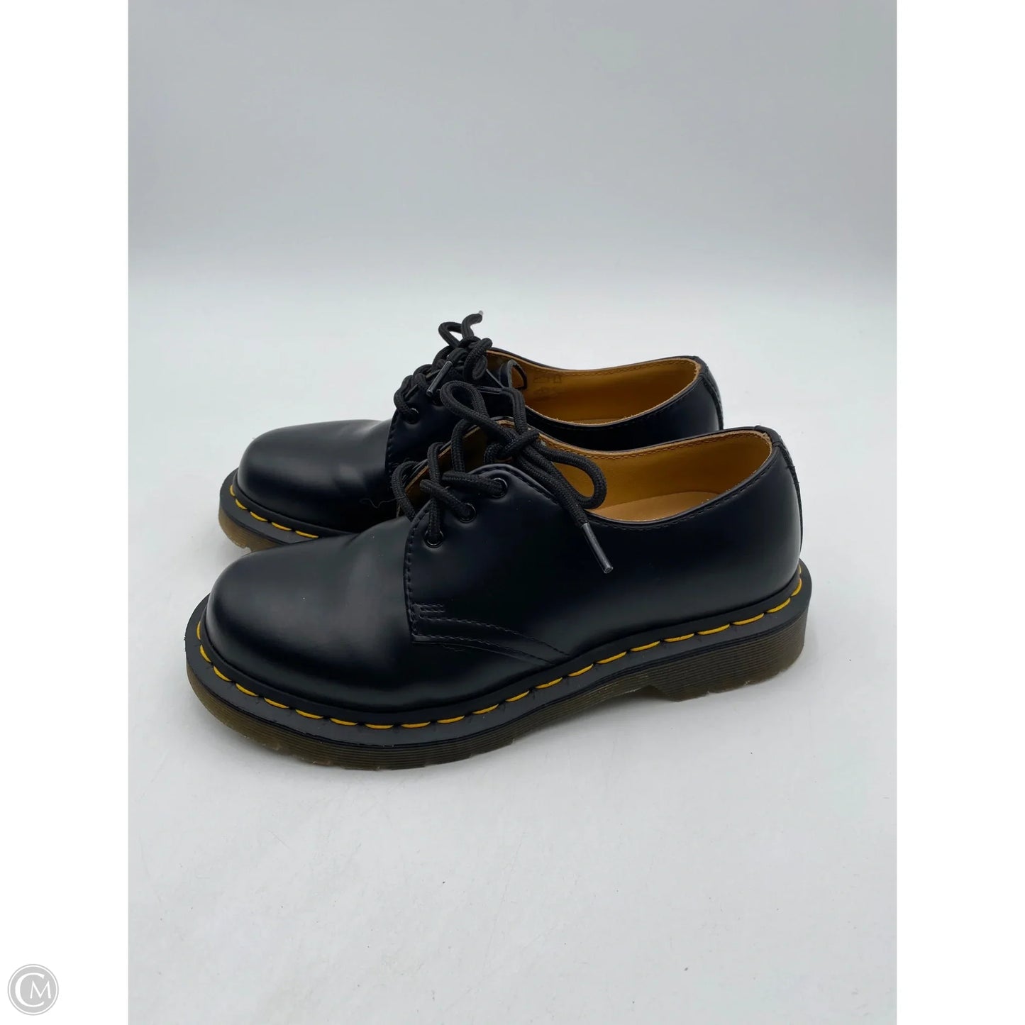 Shoes Flats By Dr Martens In Black, Size: 6